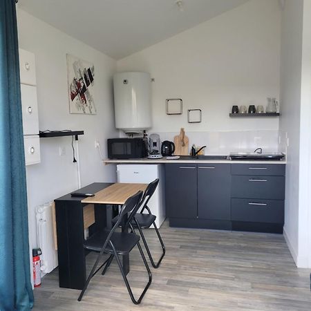 Le Studio Saint-Pierre-Montlimart ภายนอก รูปภาพ