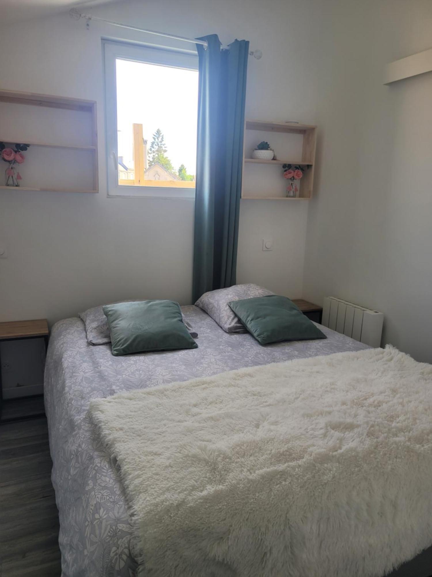 Le Studio Saint-Pierre-Montlimart ภายนอก รูปภาพ
